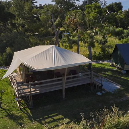 Suite Glamping Vicino Al Mare Пьомбино Екстериор снимка