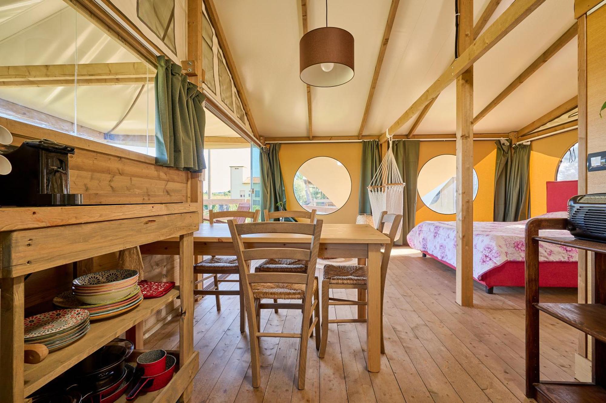 Suite Glamping Vicino Al Mare Пьомбино Екстериор снимка