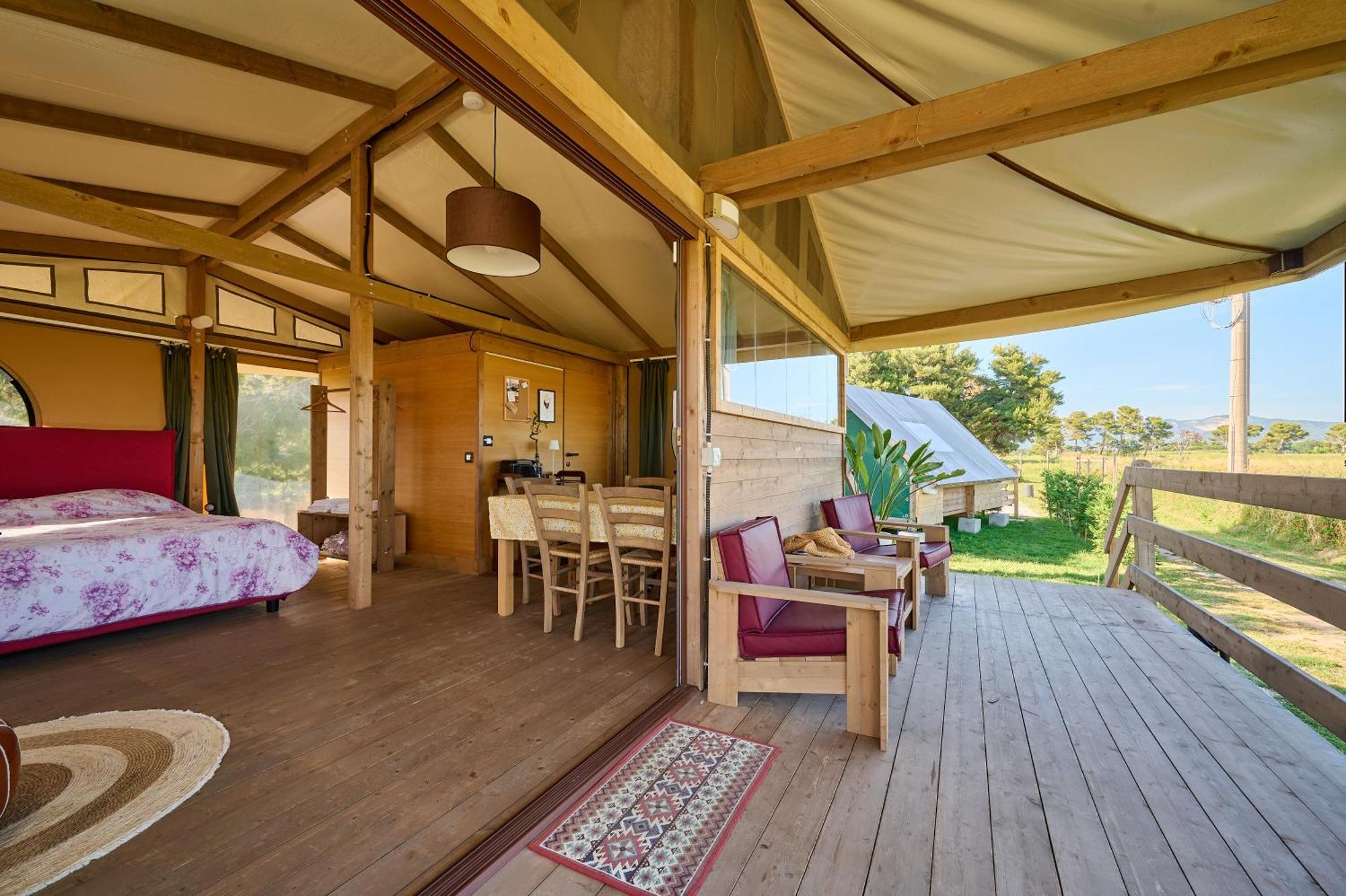 Suite Glamping Vicino Al Mare Пьомбино Екстериор снимка