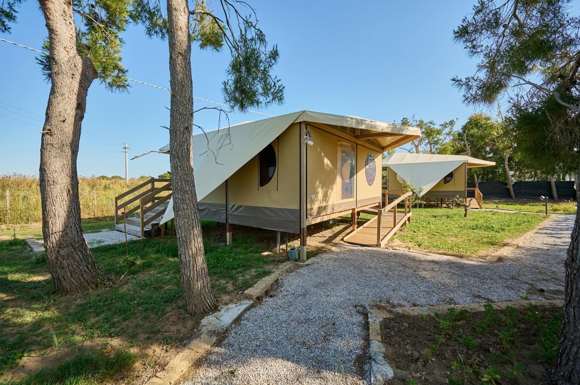 Suite Glamping Vicino Al Mare Пьомбино Екстериор снимка